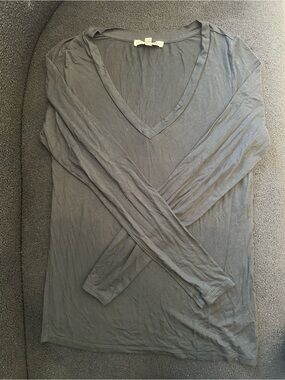 Express One Eleven V Neck Long Sleeve